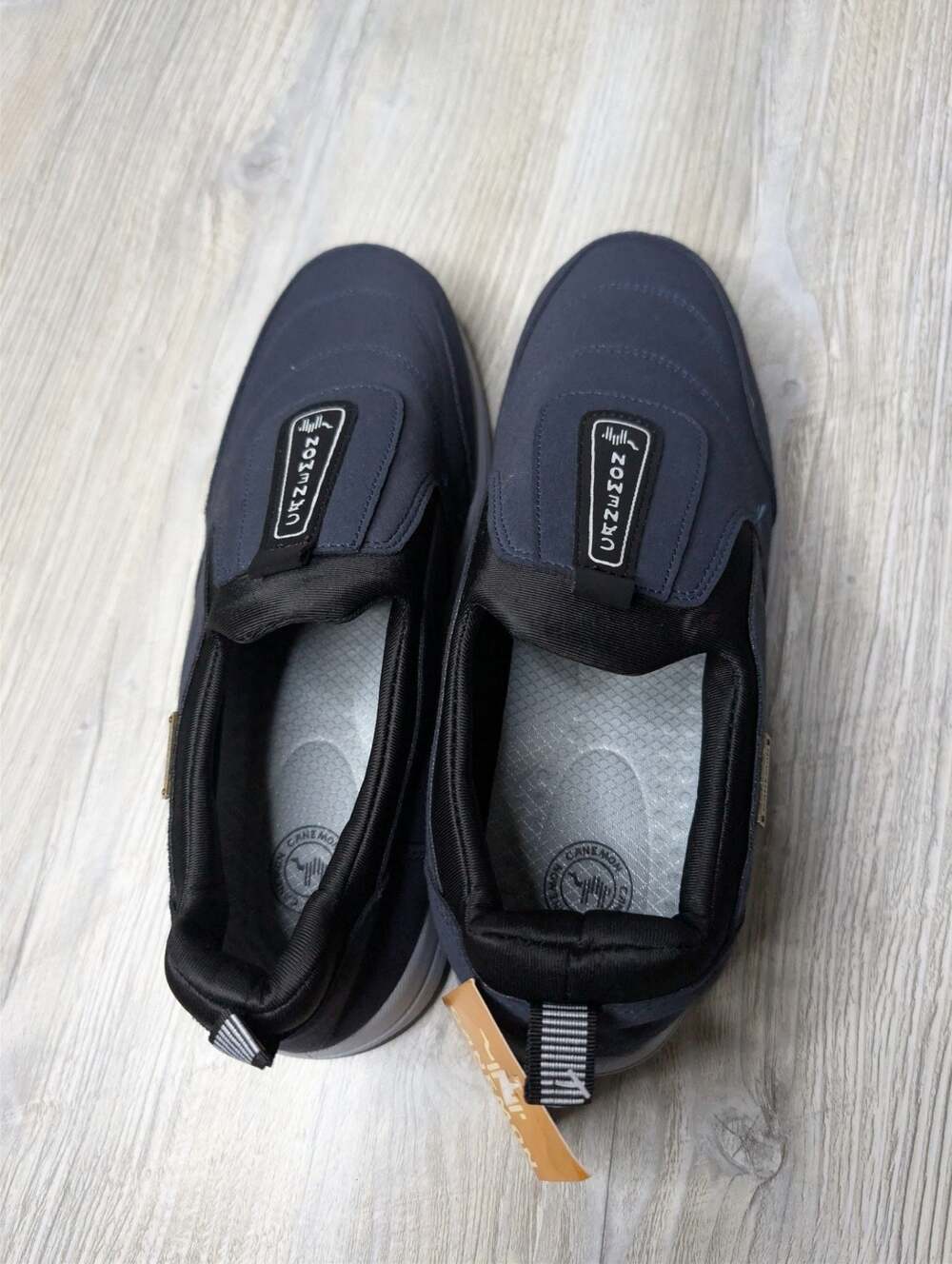 Shoes - Picture 4 of 8